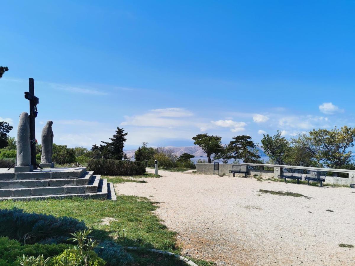 Apartman Pod Nehajem Appartement Senj  Buitenkant foto